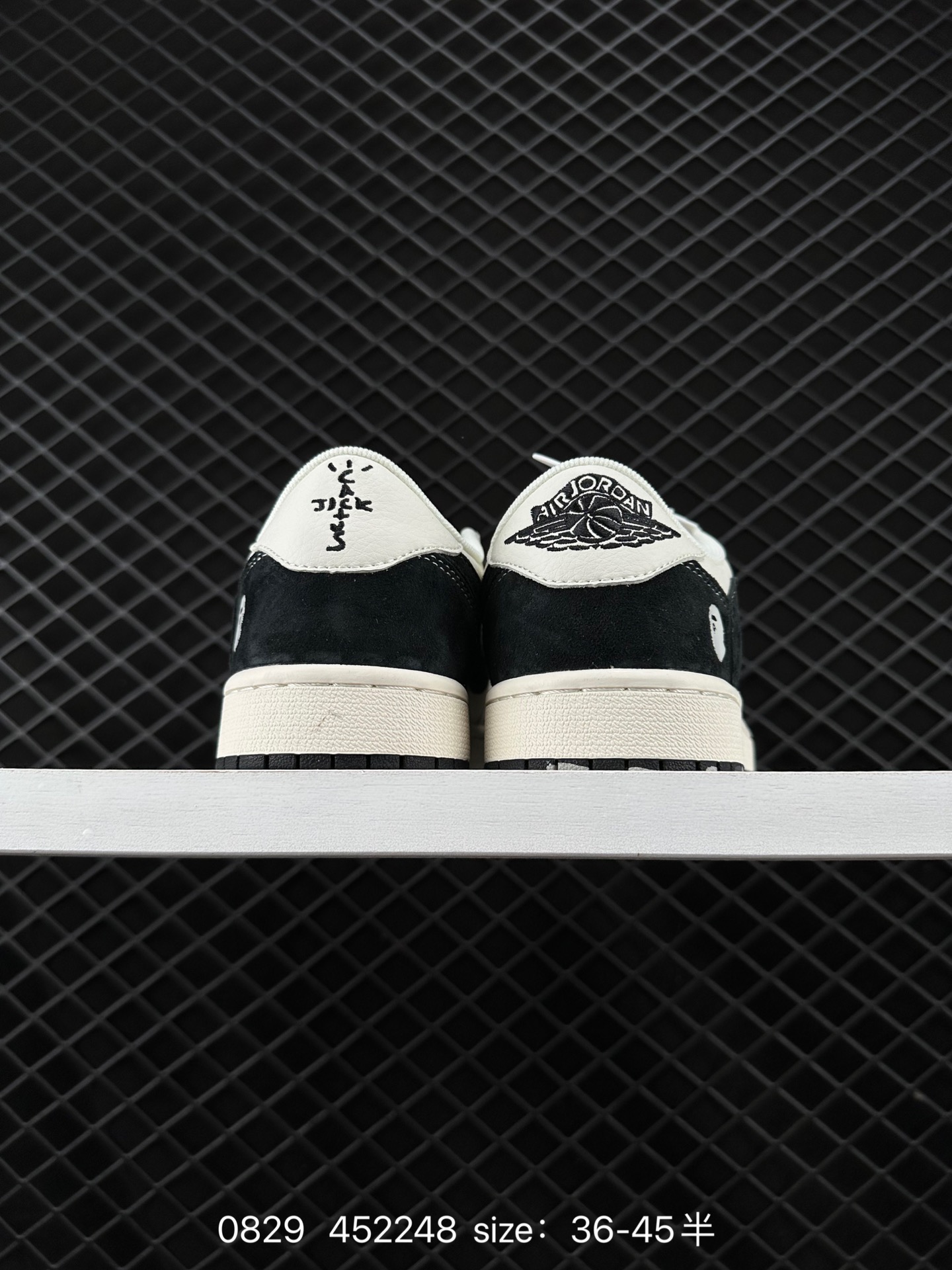 Travis Scott x Air Jordan 1 ” Reverse Mocha “